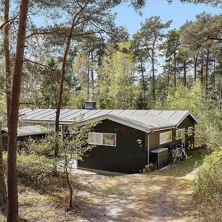 Casa de Férias 1608-aakirkeby-loftsgardsskoven-5 *